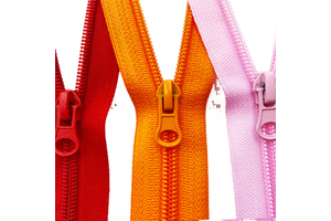 Lanke Custom High Quality Matte Black Bag Eco-Friendly No.3/5/8/10/15/20 Zip Resin Zipper for Garment Shoes Open-End for Vislon