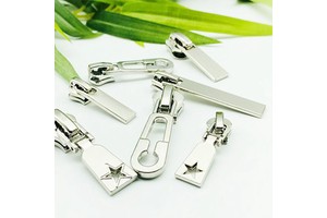 Customized A-Star Metal Auto-Lock Zipper Head in Various Colors for Garments Clothing Zipper Sliders Are Fancy Bag Zipper Puller