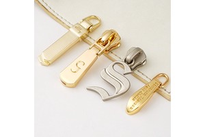 Fashion Design Gold Bag Zipper Puller 3# 5# Silver Zip Puller Custom Logo Purse Accessories Custom Zipper Pulls for Bags