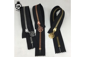 Lanke Silver Gold Rose Gold Zipper with Auto Lock Zipper Slider and logo Hollowed-out Zipper logo Hollow-carved Zip Pullers
