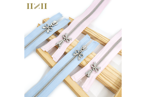 High Quality Standard Teeth Silver Teeth Bowknot Pendant Decoration Zippers Close-End Zipper