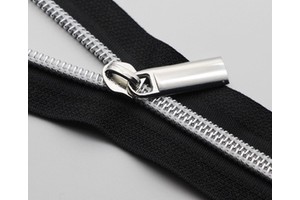 Wholesale Custom Logo Clothing with Gold Silver Metal Zipper Eco-Friendly Sewing Features