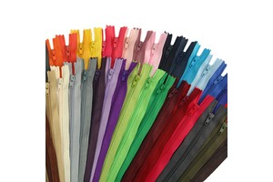 Model 3# Nylon Close-end Zippers 20cm Length for Tailor Sewing Crafts Bag Clothing Garment Wallet Shoes Zippers Bulk 40 Colors