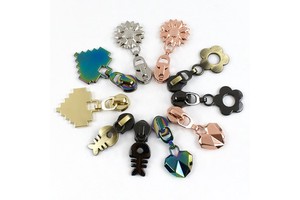 Deepeel 5# Alloy Custom Zipper with Auto-Lock Slider for Shoes Garments Bags Home Textiles Sustainable Nylon Zippers Puller