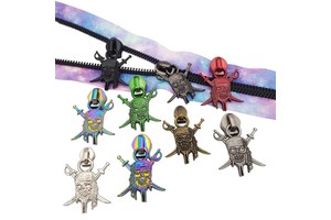 Halloween Engraved Logo Metal Brand Zipper Pull Charms Custom Made Colorful Bag Metal Zipper Slider Puller for Handbag Garment