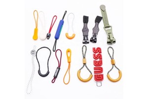 Factory Custom Unique Shape Pulls Tail Head Rope Pull Bag Zipper Head Puller Silicone Embossed Zipper Pull Replacement Charms