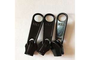 For Ykk No. 5 Pull Head Black Luggage Slider Rectangle Nylon Slider with Metal and Plastic Material