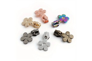 5PCS 5# Nylon Tooth Zipper Sewing Handbag Pocket Flower Shape Zipper Slider Pendant Alloy Zipper Puller
