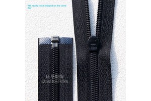 For YKK No. 5 Matte Single-Open Nylon Waterproof Jacket Zipper Open-End Plastic Placket for Clothing/Apparel in Stock