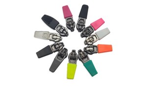 Lanke Silicone Zipper Pull YG Zipper Slider With Custom Logo Rubber Zipper Puller for Yoga Garments