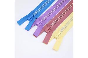 DAWEI Factory High Quality Plastic Zipper 3# 5# 8#-Eco-Friendly Open-End Stone Teeth Zipper with Diamond Hot Sale at Good Price