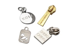 High Quality Engraved Custom Logo Metal Brand Zipper Pull Metal Zipper Slider Zipper Puller for Handbag Garment