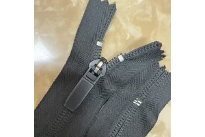 5# High Quality Custom Zipper Puller Zipper Pull Plastic Rubber Zipper Head Slider