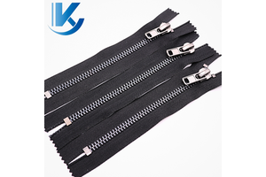 High-End Close-Ended Silver Brass Metal Teeth Zipper for Bags & Garments Sizes (#3 #4 #5 #8 #10)