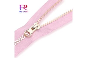 Wholesale No.5 Shiny Light Gold Resin Plastic Zipper, Custom Color&Logo, Thumb Slider,for Jackets/Luggage/leather Bag Zipper