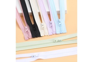 Custom 30cm 40cm 50cm 60cm 70cm Colorful 3# Nylon Open-End Zipper Eco-Friendly Plastic for Bags and Clothing